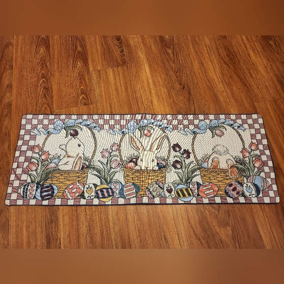 unbranded Other - Easter Table Runner